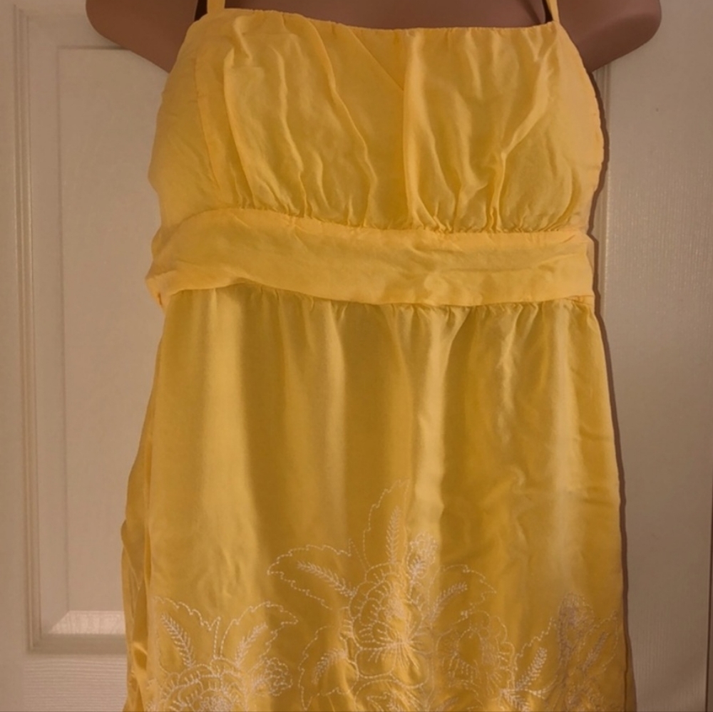 Plus Size Torrid 4 Yellow Tank Top w/ Stitching